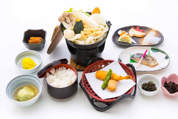 【静岡県内発】 樹齢400年!身延山しだれ桜と5品種堪能!南アルプス いちご狩り食べ放題2